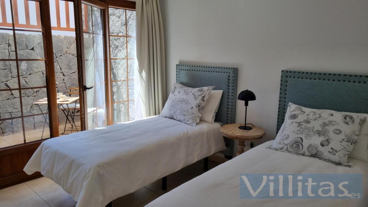 Villa Tegala By Villitas Playa Blanca  Exterior photo