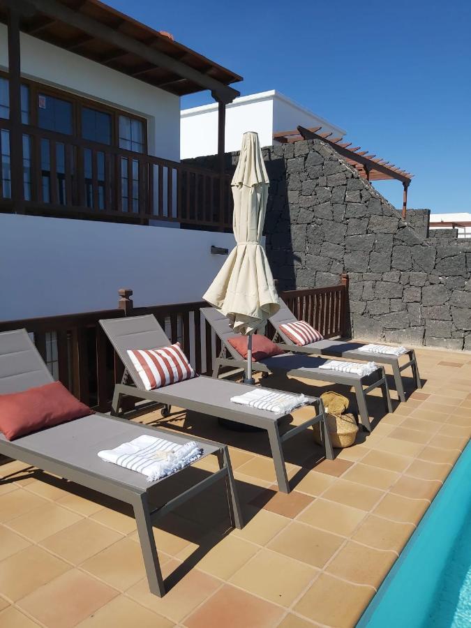 Villa Tegala By Villitas Playa Blanca  Exterior photo